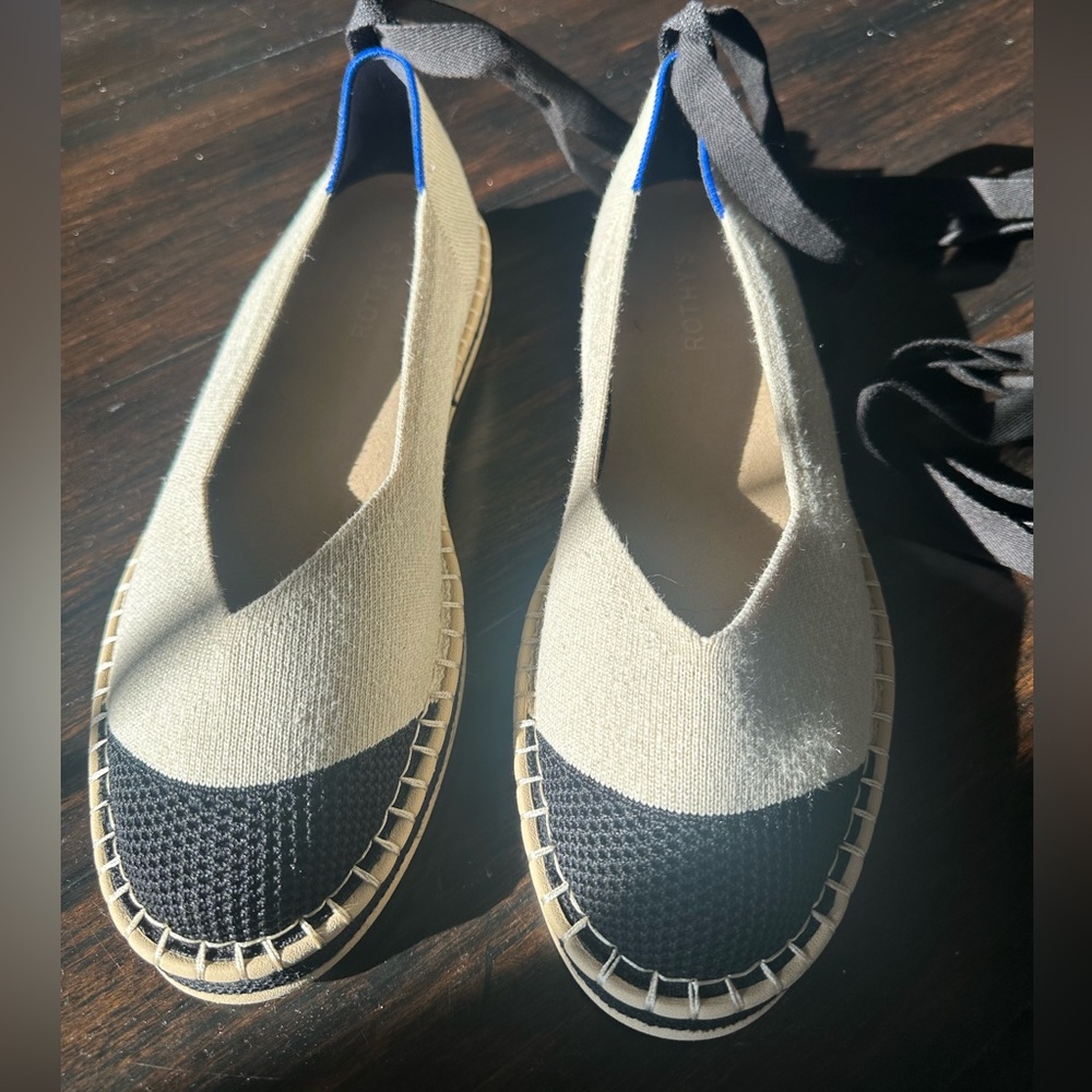 NWOB Rothys ballet flat